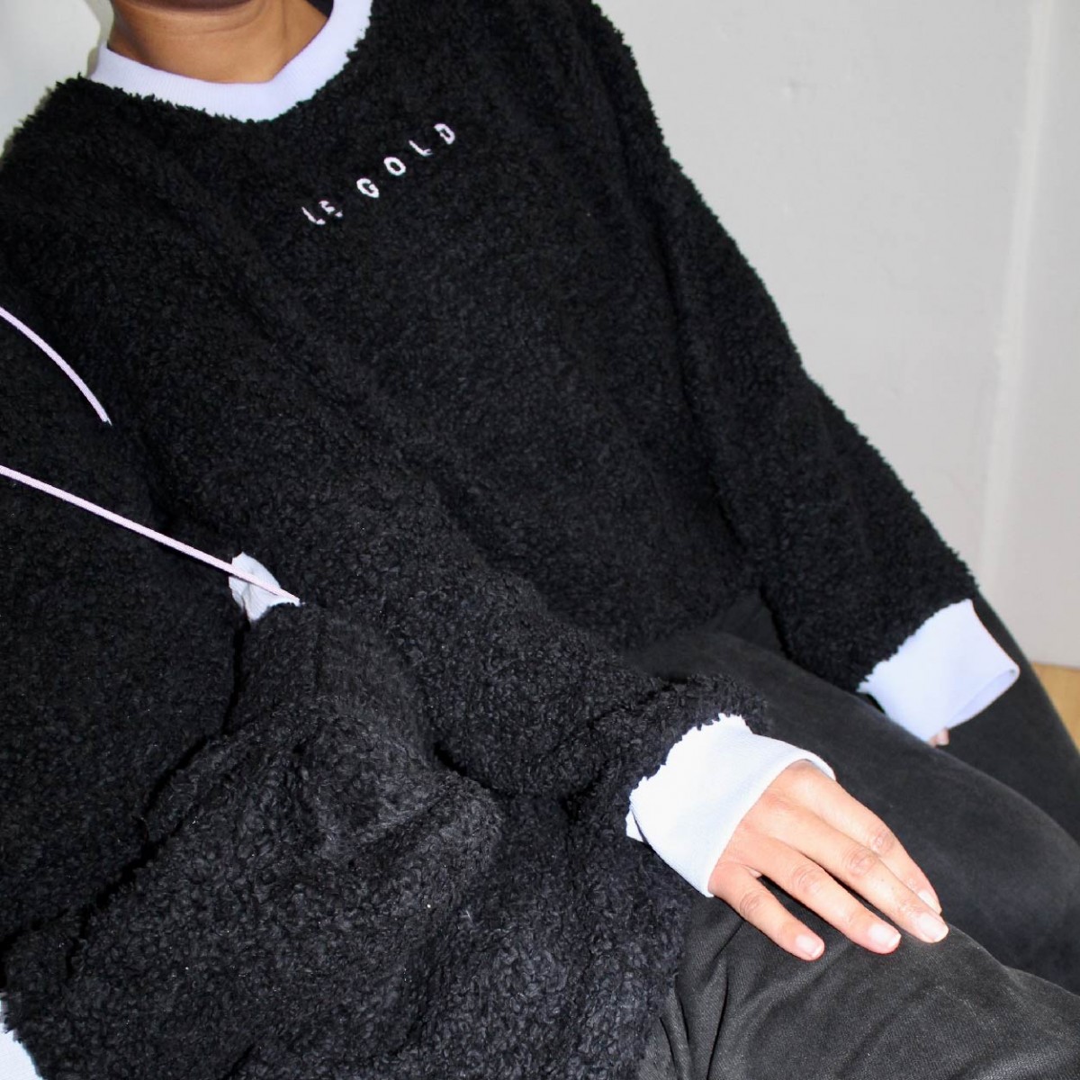 Black Teddy Sweater // LE GOLD
