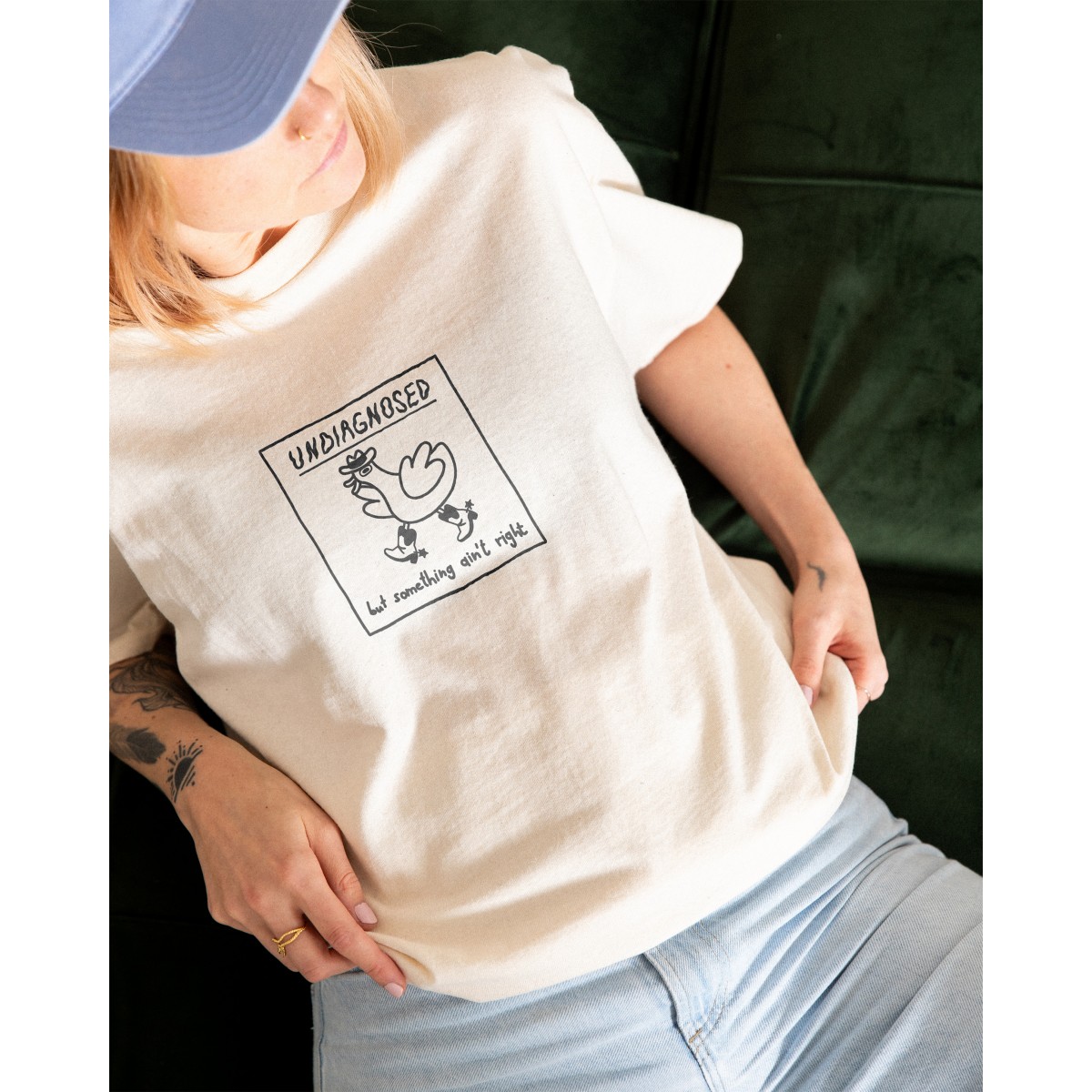 The Naughty District - Shirt mit handgefertigtem Siebdruck 