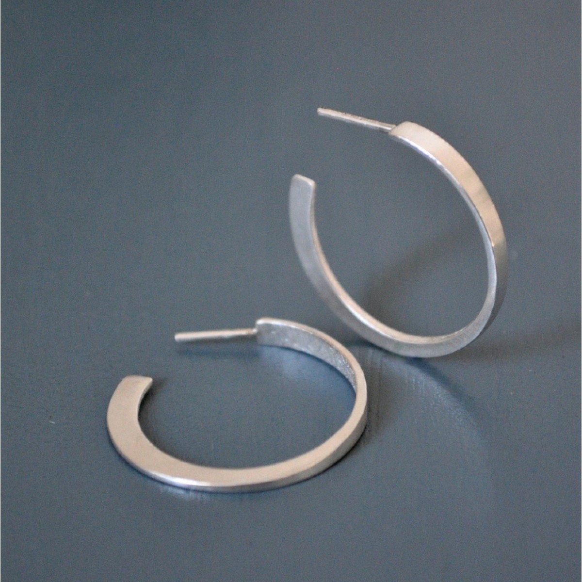Ohrringe "Verformt" aus 925/- Silber von DOPPELLUDWIG