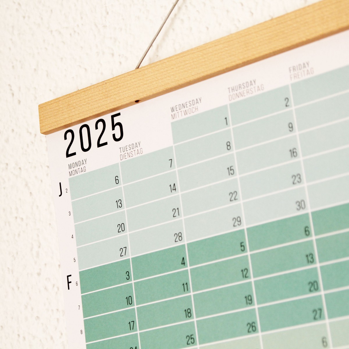 Wandkalender 2025 „Pastell-Türkis“ Jahresplaner | Limited Edition | 100% Recyclingpapier | Deutsch-Englisch