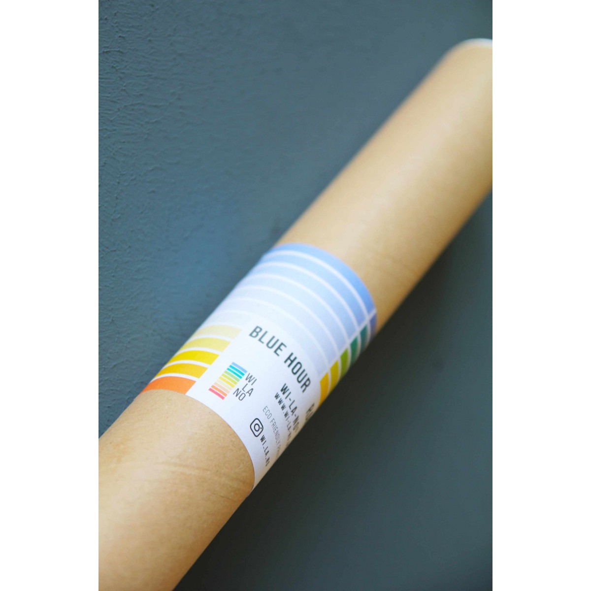 Wandkalender 2026 „Blue Hour“ Jahresplaner | Limited Edition | 100% Recyclingpapier | Deutsch-Englisch | Rückseite „Regenbogen“