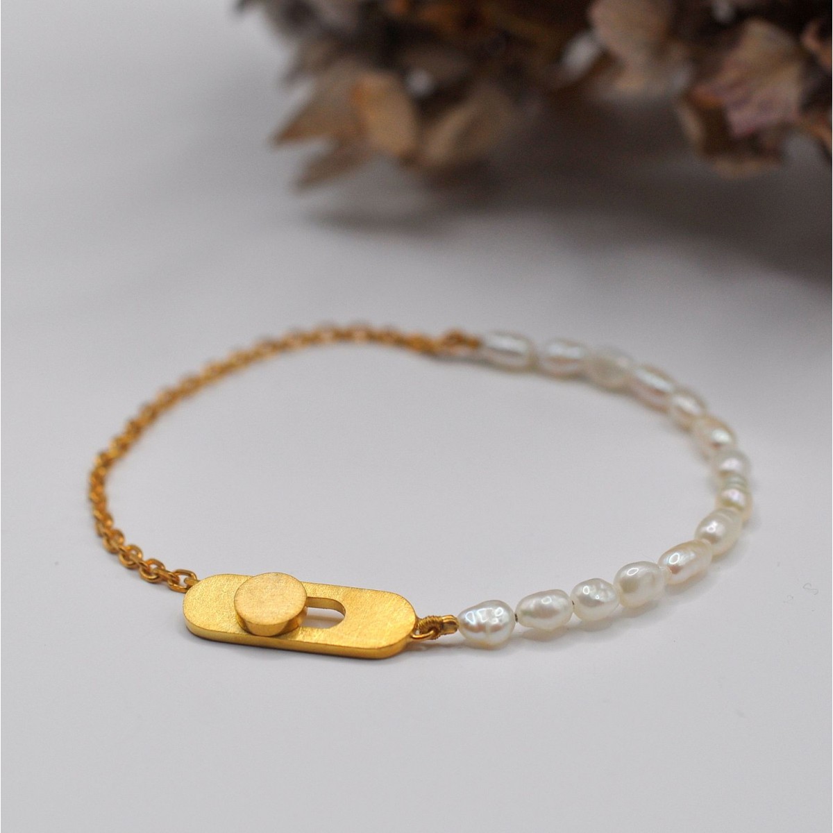 Perlenarmband "Halb-Geknöpft" aus Silber von DOPPELLUDWIG