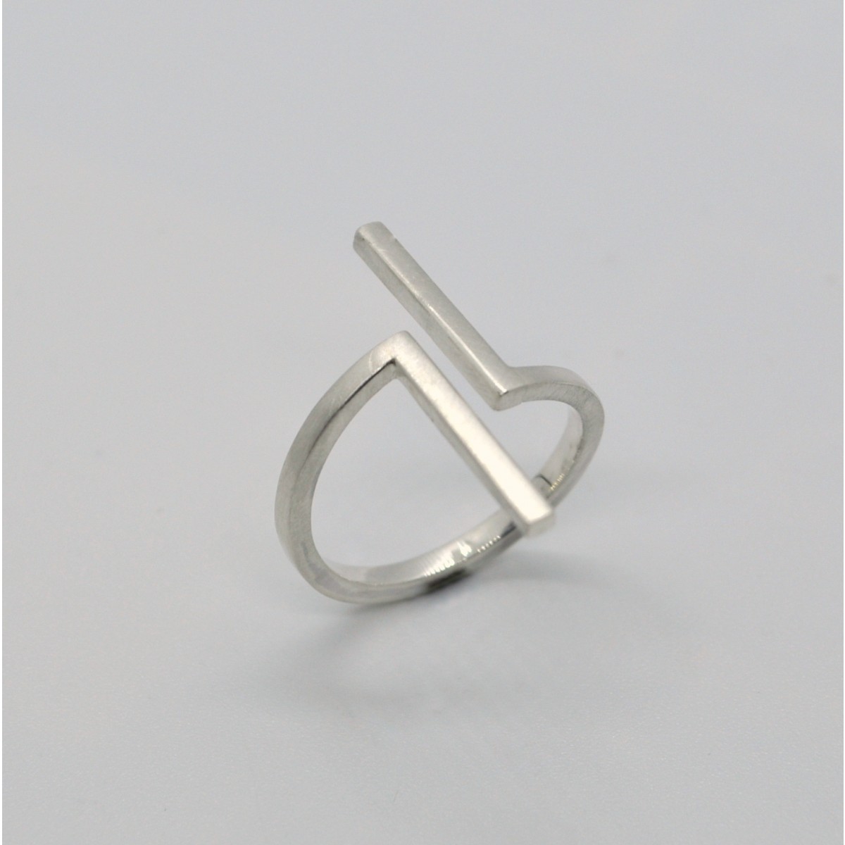 Ring "Verschoben" aus 925/- Silber von DOPPELLUDWIG