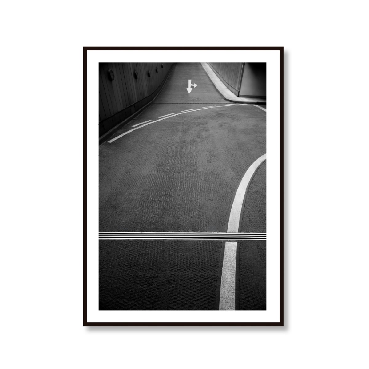 Amy & Kurt Berlin Artprint "White Arrow"