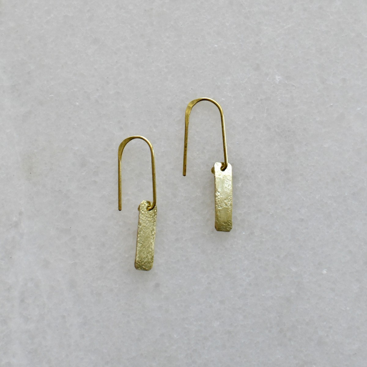 Gudbling // Kleine Rechteck Messing Ohrringe
