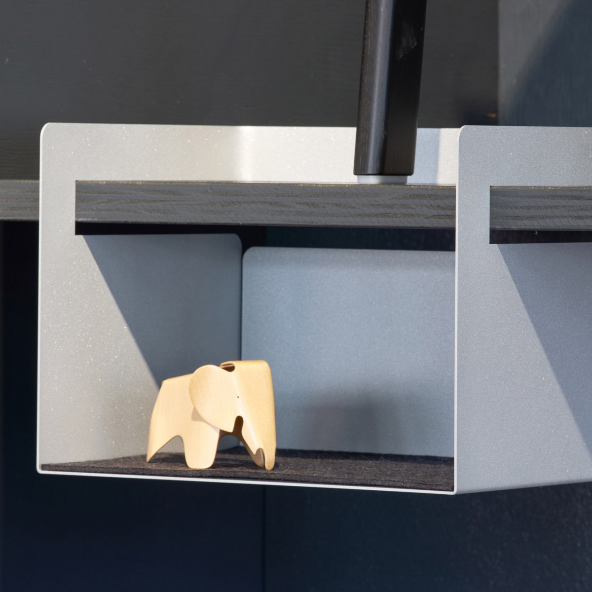 myform produktdesign | ele.BOX kleiner Ordnungshelfer | DIN A4 | 35 mm Schlitzbreite