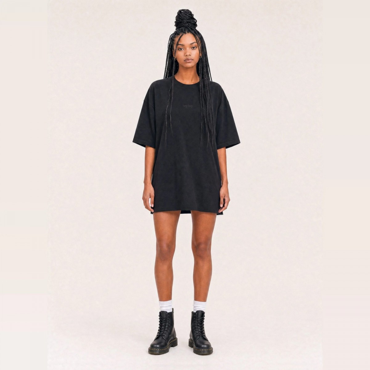 Essential T-Shirt Schwarz – Damen – hey hey studios