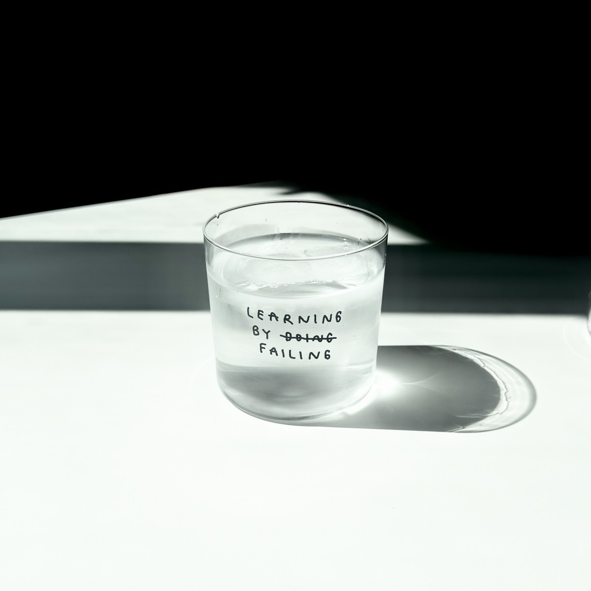 Learning by failing - Glas - yahya studio, johanna schwarzer
