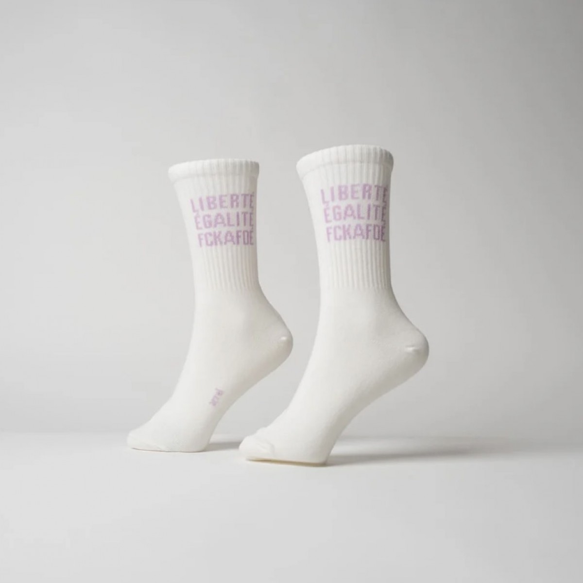Socken LIBERTÉ ÉGALITÉ FCKAFDÉ - cream - arrel