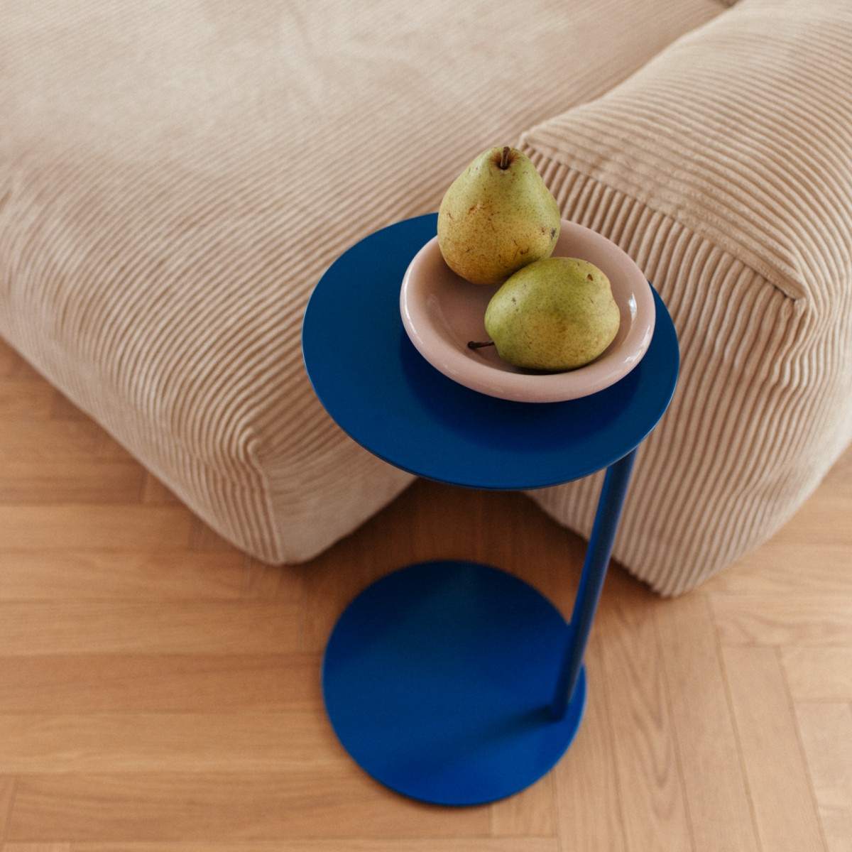 Einig Studio - Beistelltisch Blau