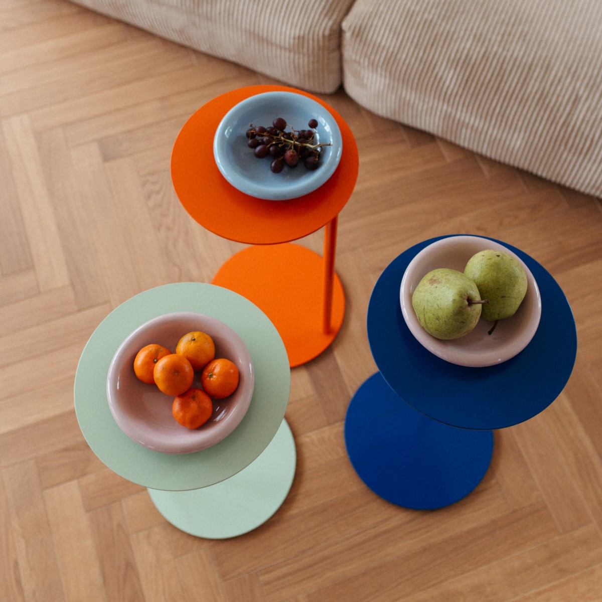 Einig Studio - Beistelltisch Orange