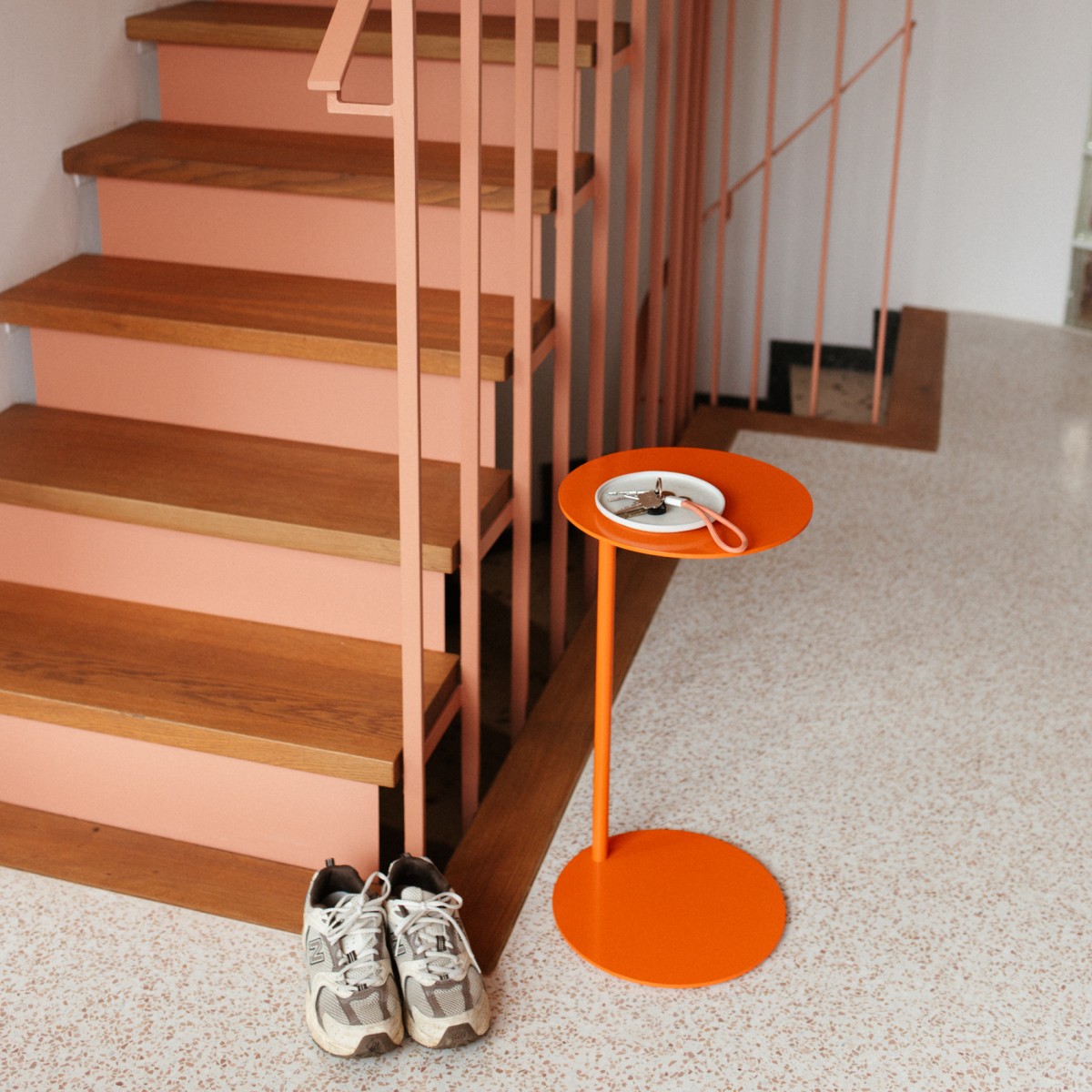 Einig Studio - Beistelltisch Orange