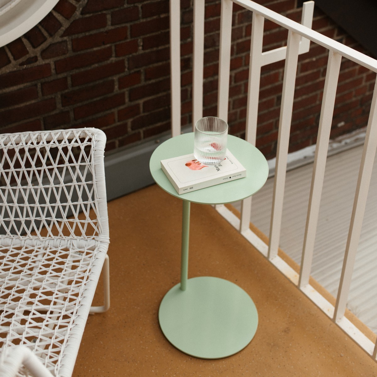 Einig Studio - Beistelltisch Mint