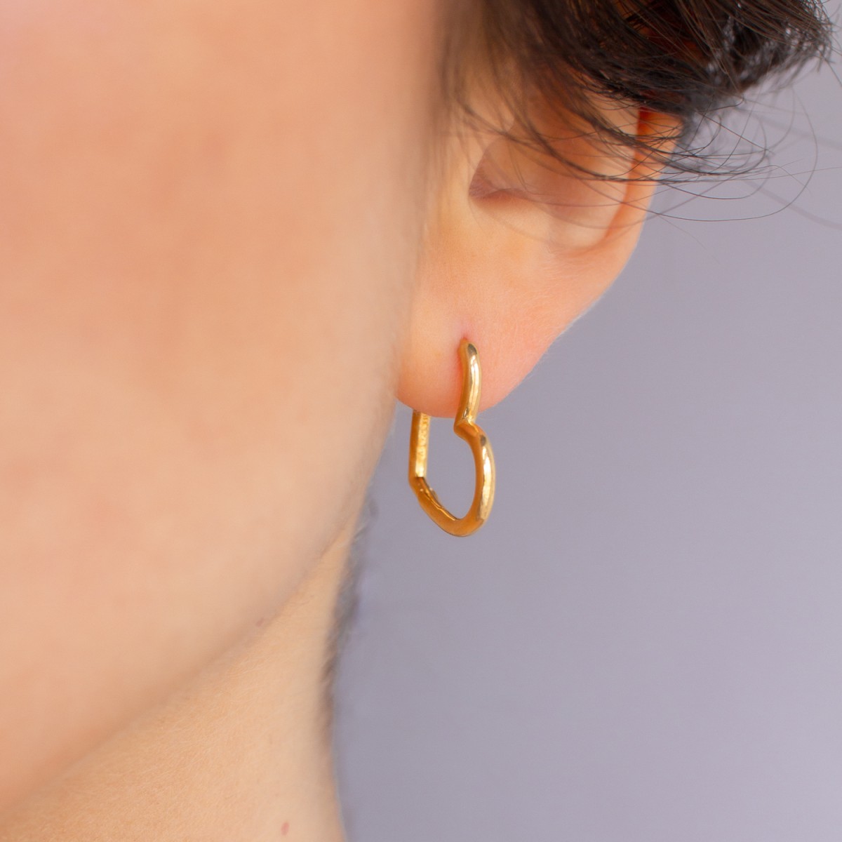 Herz Creolen aus 18k Gold Vermeil | Paeoni Colors