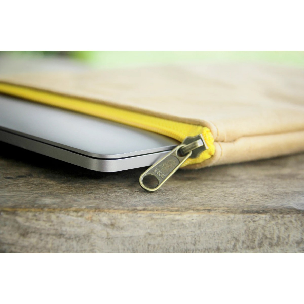 Laptop-Hülle 13 " - 14 " Zoll aus Kraft Papier mit gelbem Zipper