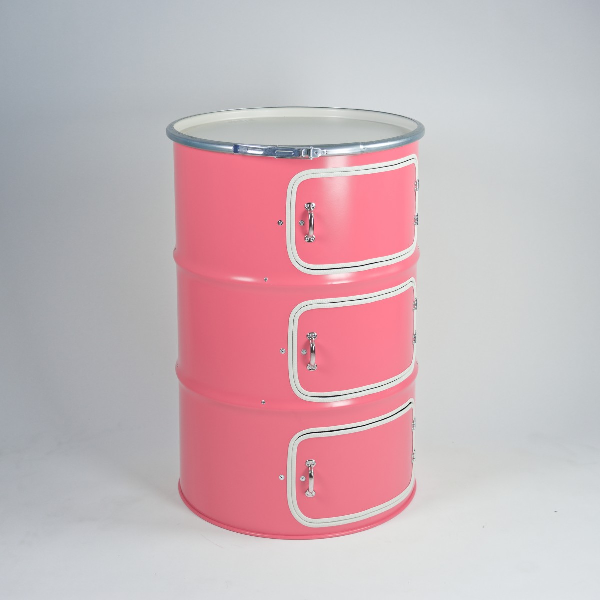 Lockengelöt - Dreitürer aus einem Ölfass