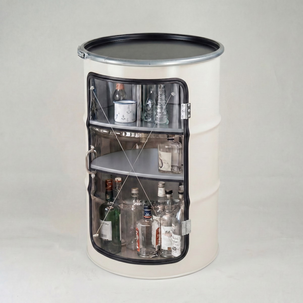 Lockengelöt - Grosse Hausbar-Vitrine aus Hamburger Ölfass
