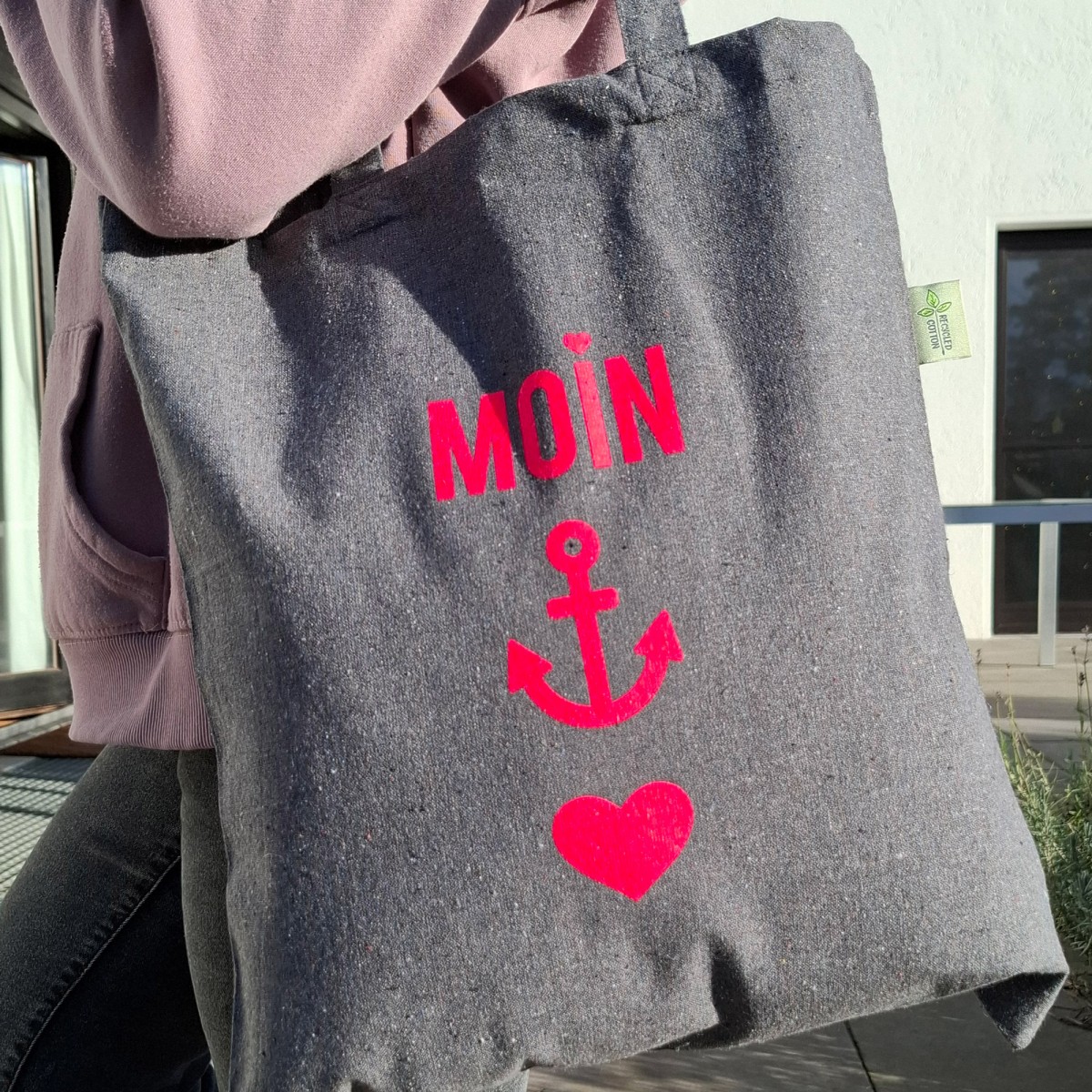 Bow & Hummingbird Baumwollbeutel "Moin-Anker-Herz" (Neon-Pink) aus recycelter Baumwolle