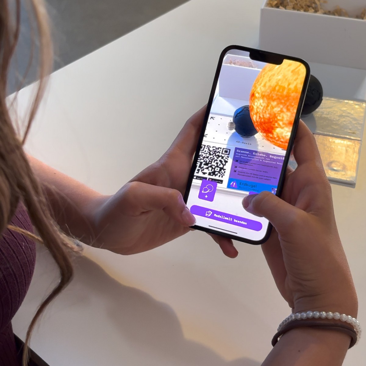 Faszinatur Erdkugel – Die Erde als Massemodell mit interaktiver Augmented Reality App
