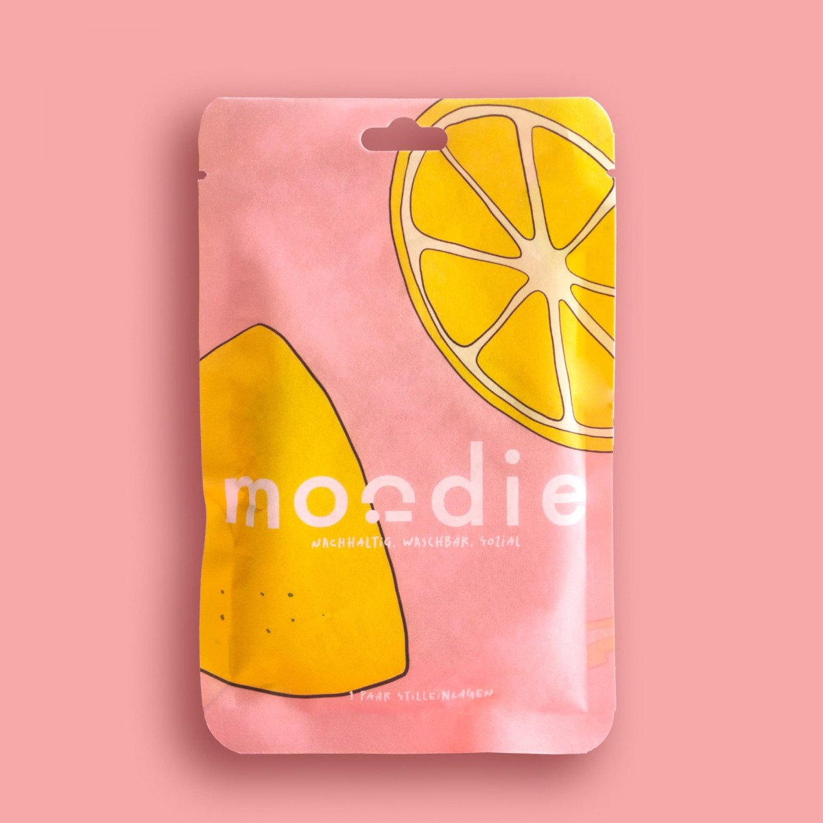 Waschbare Stilleinlagen mit Social Impact und homegrown Design von moodie x Squeeze it