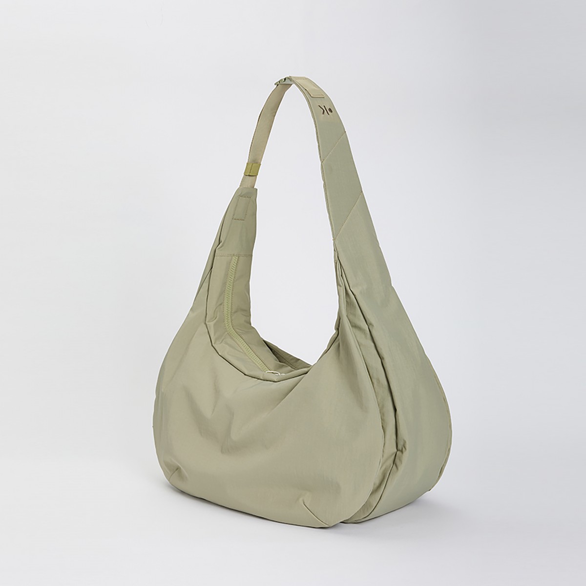 Aada I Moon Bag I pale olive