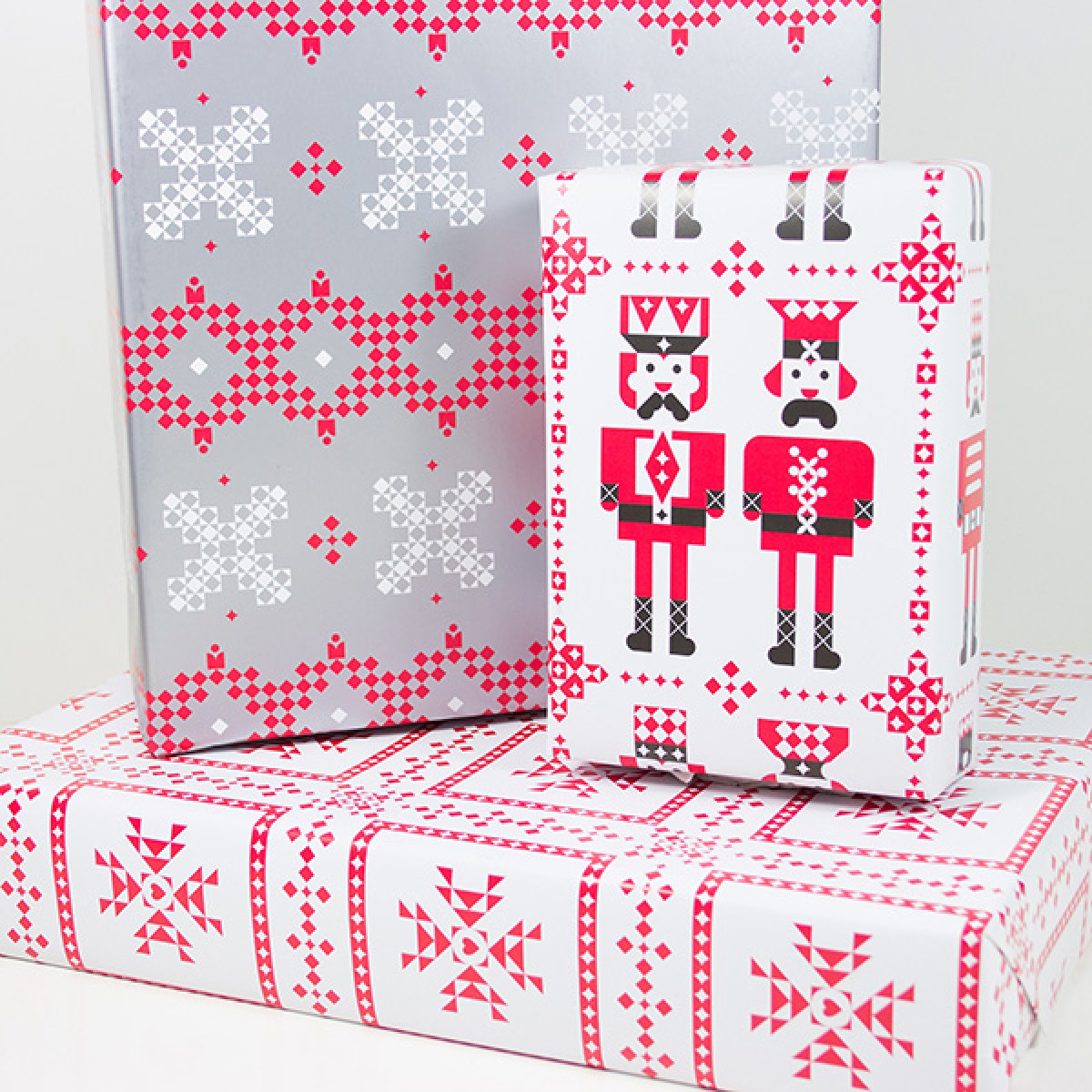 Bow & Hummingbird Geschenkpapier-Set Nussknackers Weihnachtswelt