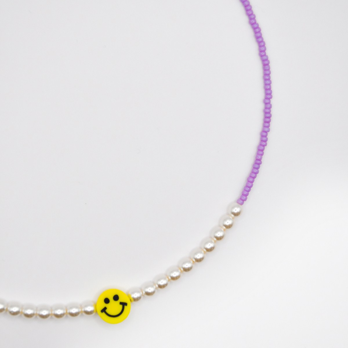 »Digging« Smiley-Kette in Violett von pinapina