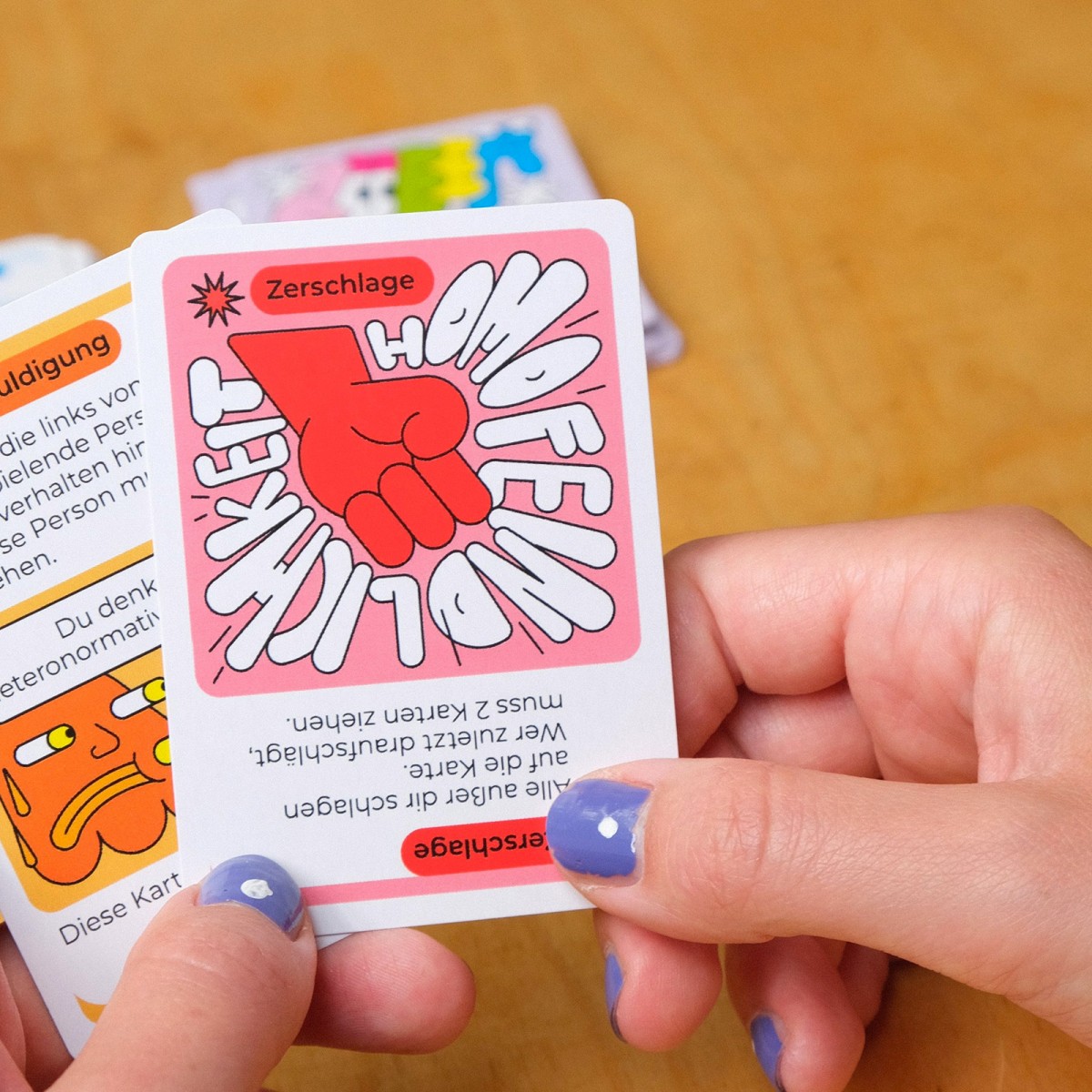 Spielköpfe Queer Allyship: Das nachhaltige Kartenspiel für LGBTQIA+ Allies