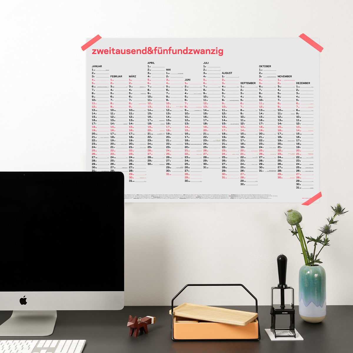 zweitausend&fünfundzwanzig - A1 Wandkalender 2025 - Korall