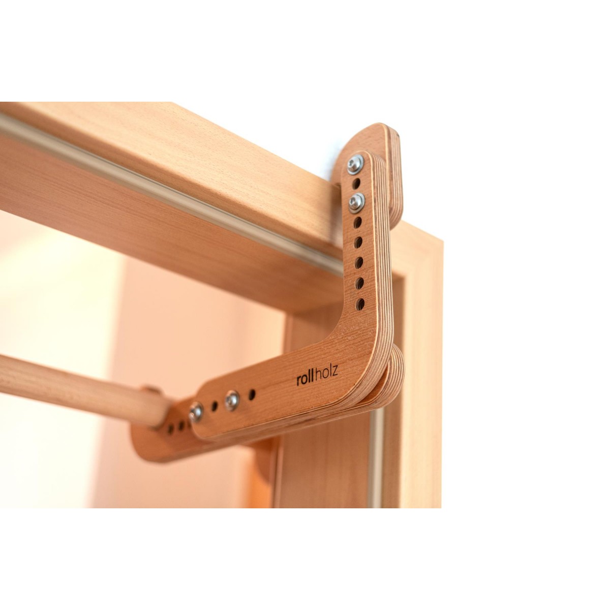 rollholz Klimmzugstange aus Holz für jeden Türrahmen