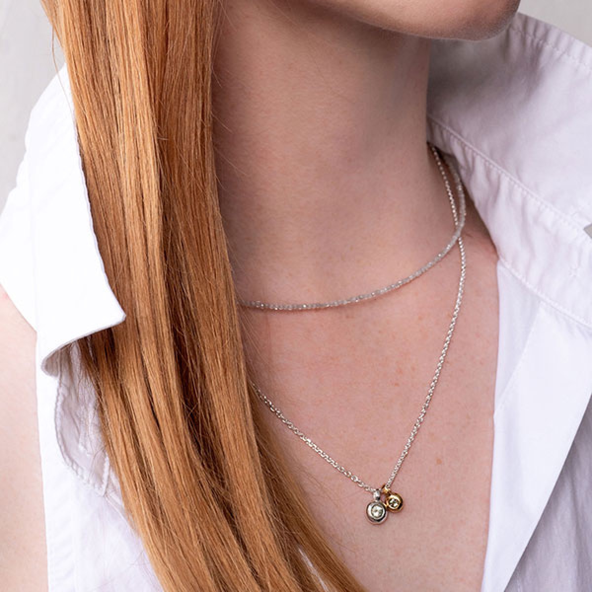 related by objects - fine gem choker - halsreif mit Edelsteinen und goldplattiertem Verschluss