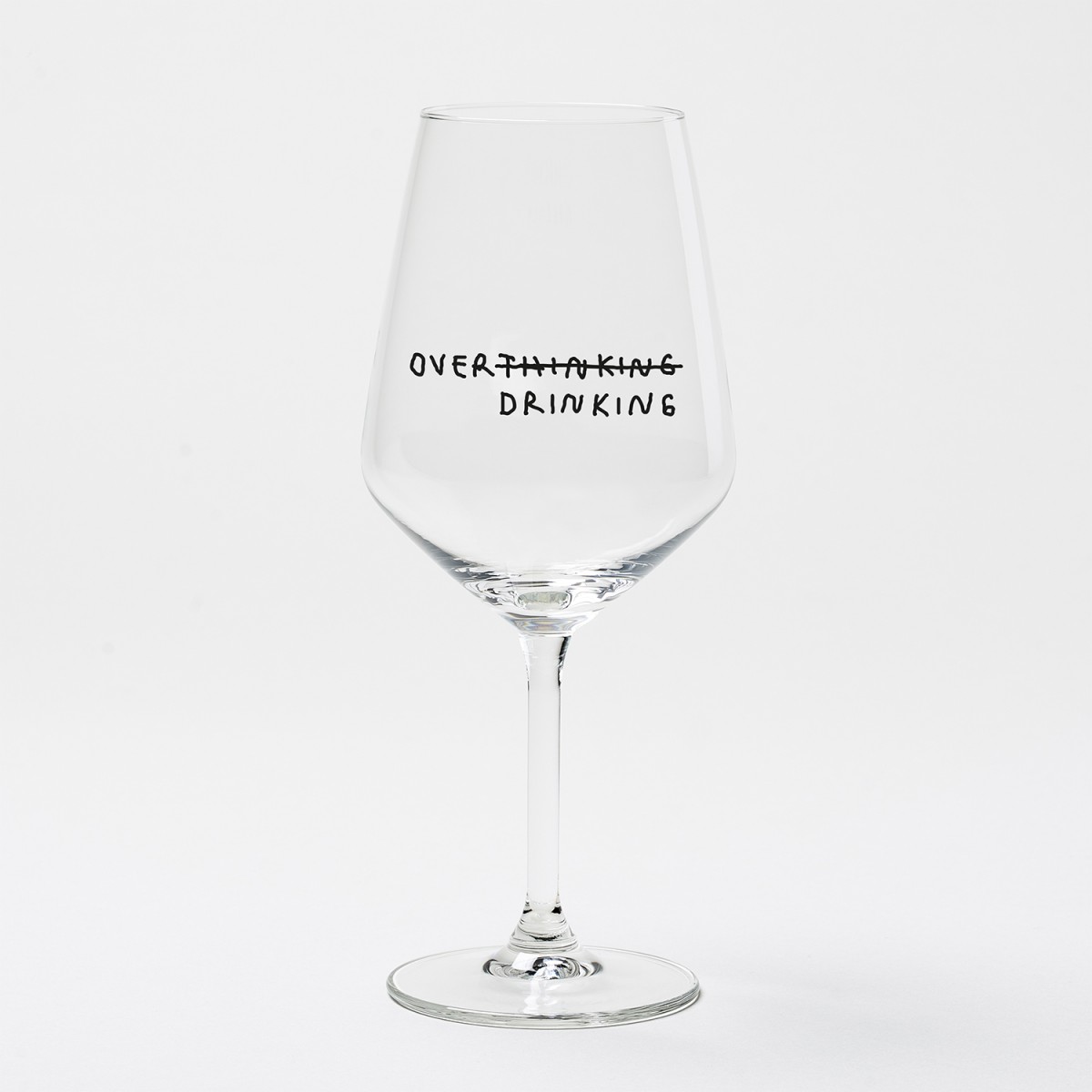 "Over Thinking/Drinking" Weinglas by Johanna Schwarzer × selekkt