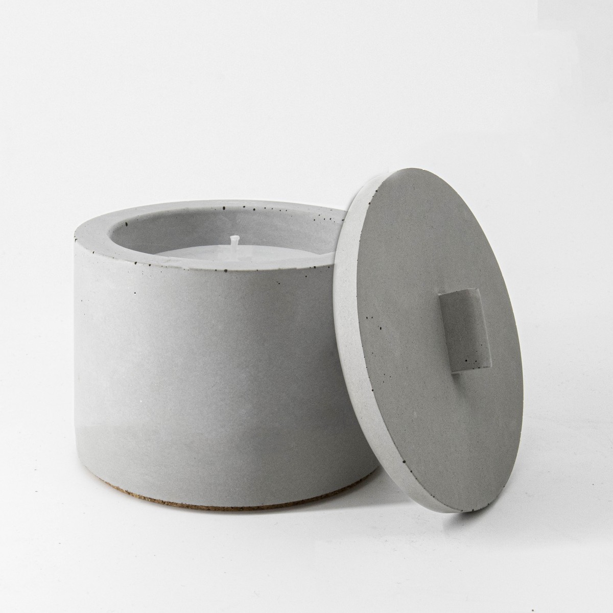 Nachfüllbares Beton-Indoor-Feuer “LIGHT S” – mit Betondeckel - 
Ideal Wachsreste verbrauchen