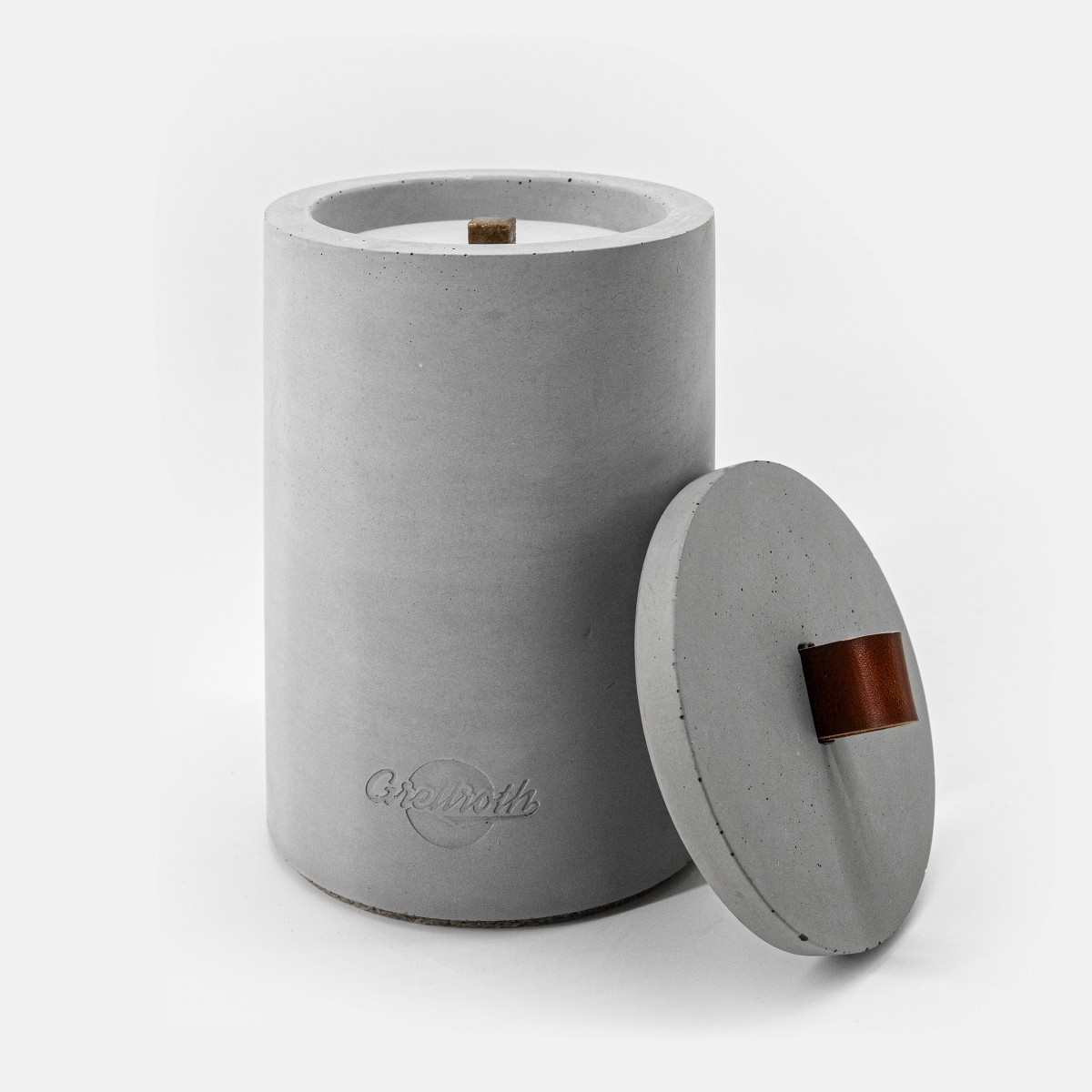 Nachfüllbares Beton-Outdoor-Feuer “LIGHT L“ – mit Ledergriff Farbe Rot-Braun - Ideal Wachsreste verbrauchen