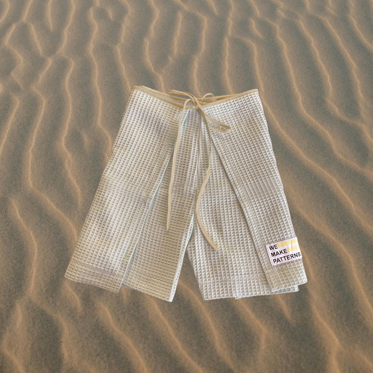 We Make Patterns - Wrap Up Shorts Sand