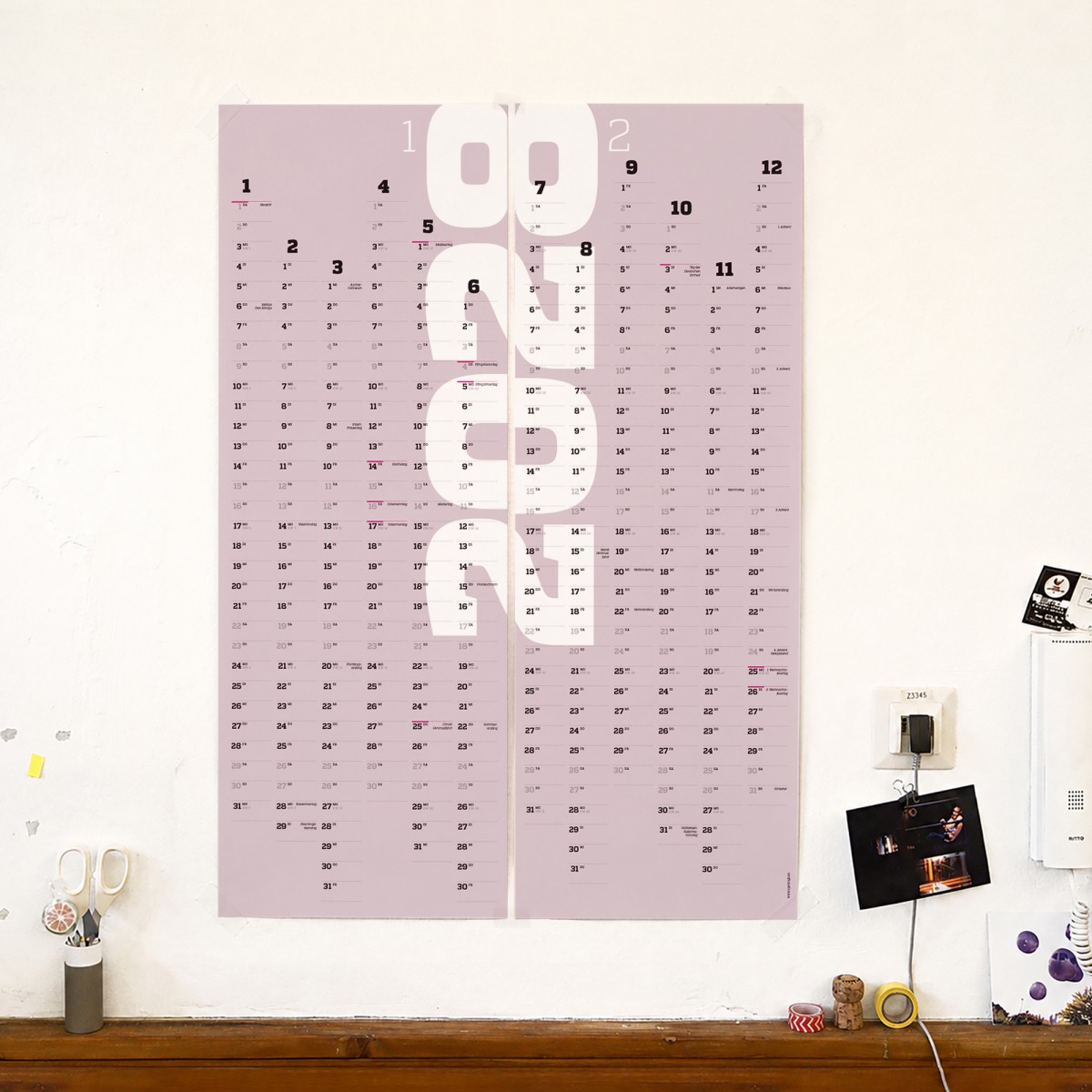 Wandkalender 2027 und 2028, 24 Monate verwendbar, A1-Jahresplaner, 2-Jahres-Kalender, Halbjahre abtrennbar, gelb // sperlingB.design