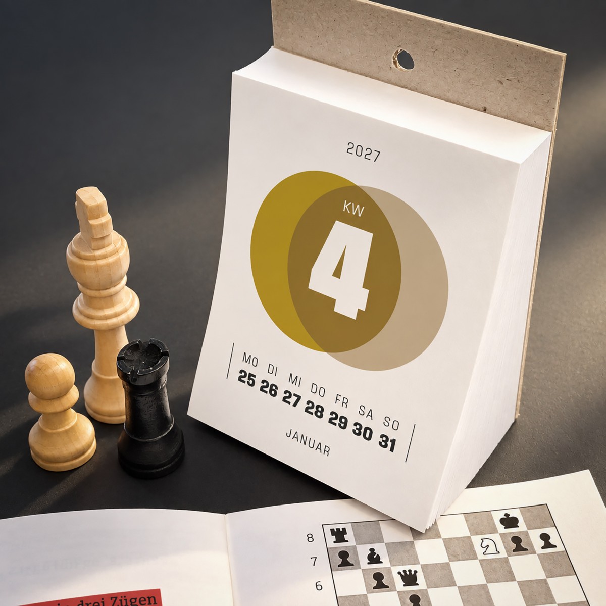 Wochenkalender 2027 Schach – 52 Mattaufgaben zum Knobeln // sperlingb.design