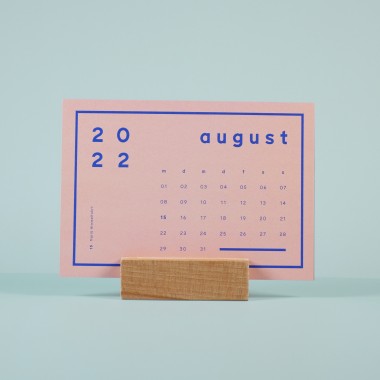 Postkartenkalender inkl. Kartenhalter aus Holz / Tischkalender / frau rippe