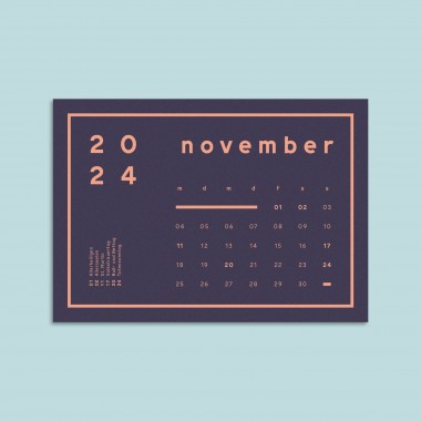 Postkartenkalender 2024 Nr. 01 inkl. Kartenhalter aus Holz / Tischkalender / frau rippe