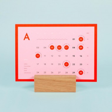 Postkartenkalender 2023 Nr. 02 inkl Kartenhalter aus Holz / Tischkalender / frau rippe