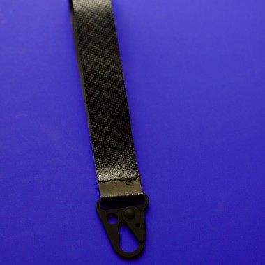 Mini-Strap aus LKW-Plane mit Soft-Touch-Karabiner – Schwarz - Pikto3000