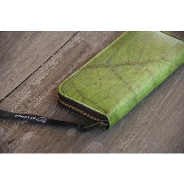 Portemonnaie aus recycelten Blättern / Nachhaltige vegane Brieftasche in grün