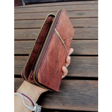 Portemonnaie/ Geldbörse aus recycelten Blättern, Nachhaltige vegan Brieftasche mit Zipper in Rot/ Braun - Vegan & umweltfreundlich