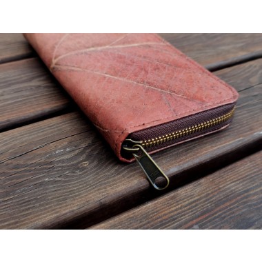 Portemonnaie/ Geldbörse aus recycelten Blättern, Nachhaltige vegan Brieftasche mit Zipper in Rot/ Braun - Vegan & umweltfreundlich