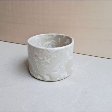 Skelini - Kaffeetasse aus Keramik - weiß-cremige Farbkombination