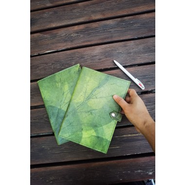 1 x Notizbuch A5 unliniert, Nachhaltiges Journal aus echten Blättern, Tagebuch Blanko, Eco Friendly Sketchbook in grün, Geschenk für Sie & Ihn