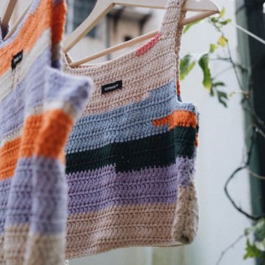 'Sunset Stripes' Handgemachte Häkel-Tops von crroco studio