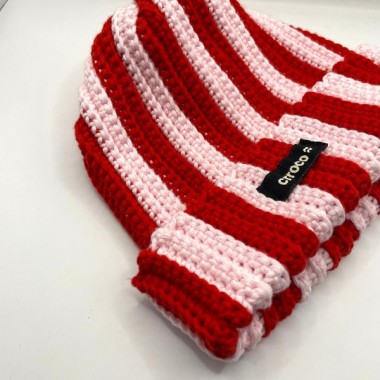 Two-Tone Beanie - bold & cozy
