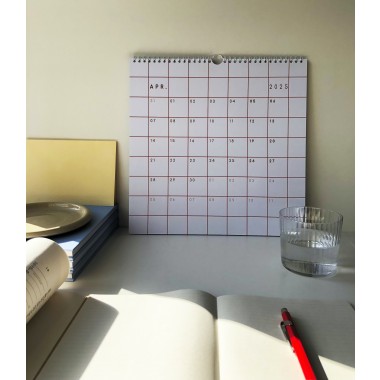 Wandkalender 2026, rotkariert - SANS.