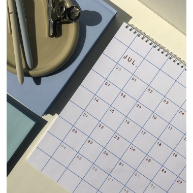Kalender 2025 - kariert, SANS.